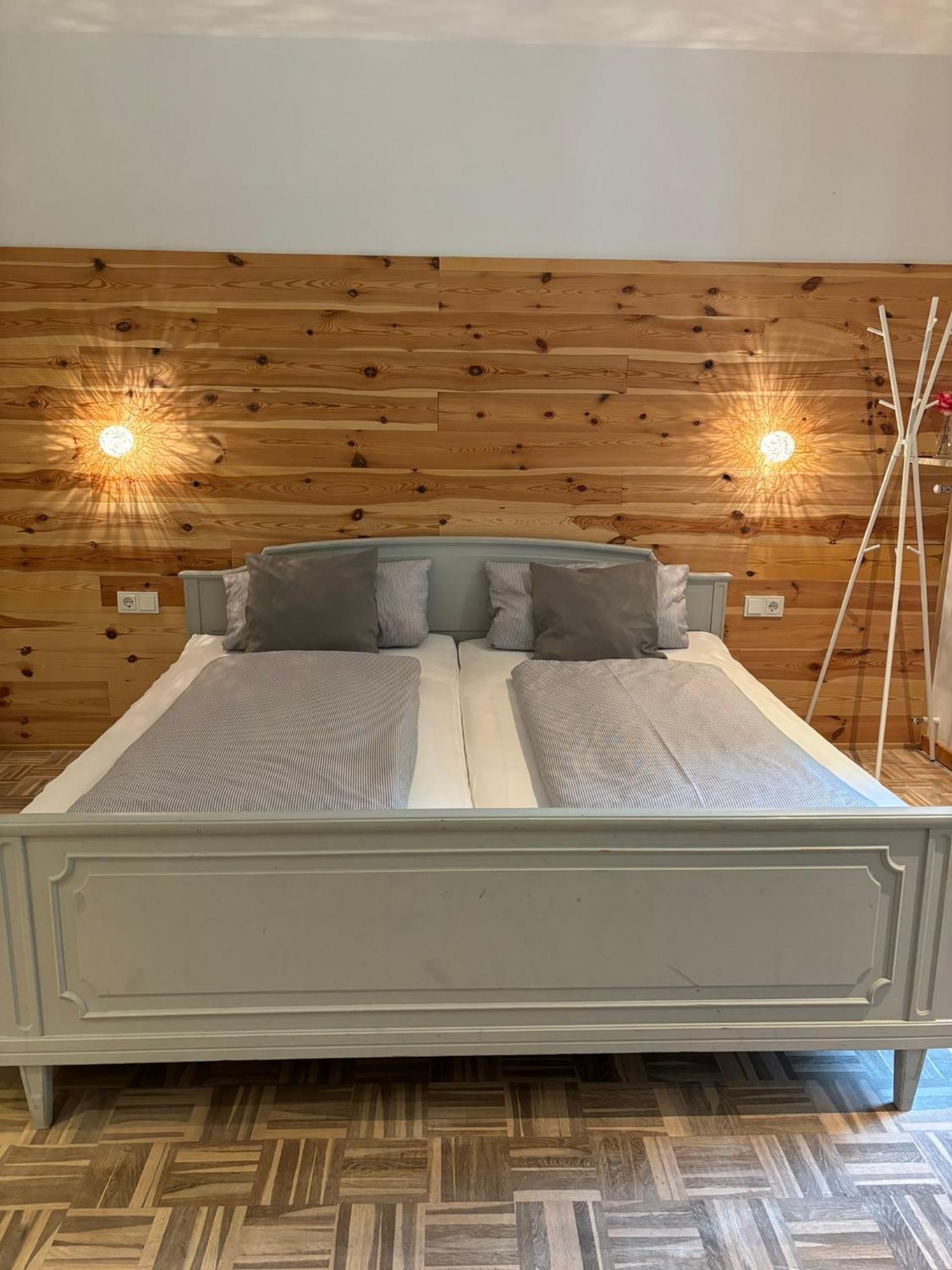Ferienapartments Engeln Eifel Kempenich Екстериор снимка