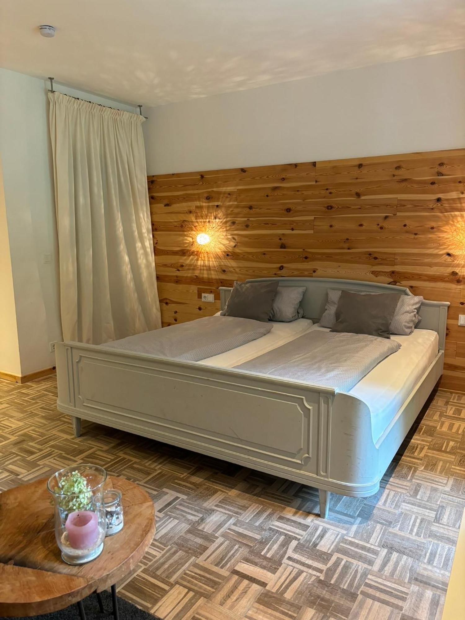 Ferienapartments Engeln Eifel Kempenich Екстериор снимка